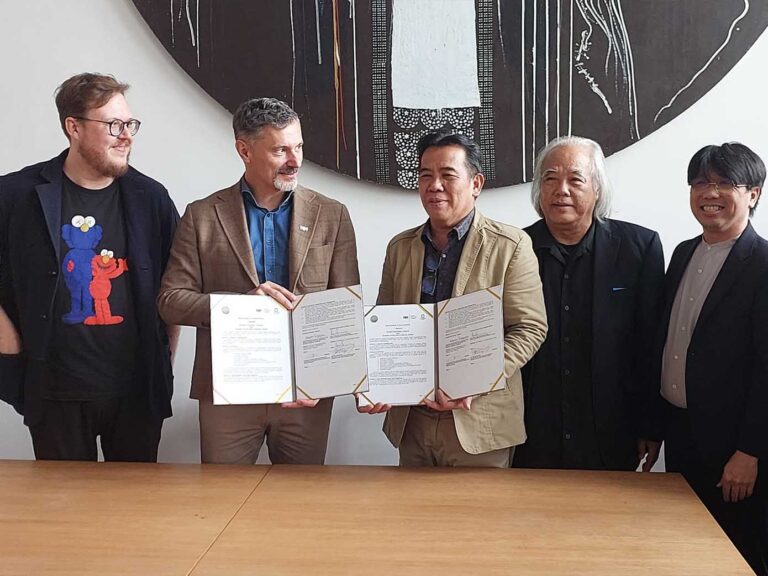 พิธีลงนามความบันทึกความเข้าใจ (MOU) ระหว่าง มหาวิทยาลัยบูรพา และ Academy of Fine Arts in Gdańsk, Poland