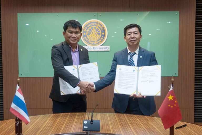 พิธีลงนามขยายบันทึกความร่วมมือ MOU ระหว่าง มหาวิทยาลัยบูรพา และ Hubei Institute of Fine Arts จากมณฑลหูเป่ย์ ประเทศสาธารณรัฐประชาชนจีน