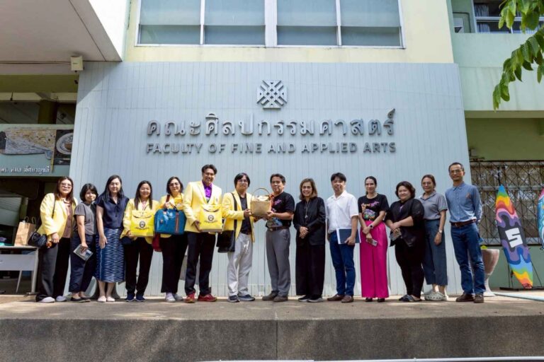 มหาวิทยาลัยราชภัฏบุรีรัมย์ ได้เข้าศึกษาดูงานและแลกเปลี่ยนเรียนรู้การดำเนินงานของฝ่ายบัณฑิตศึกษา คณะศิลปกรรมศาสตร์ มหาวิทยาลัยบูรพา