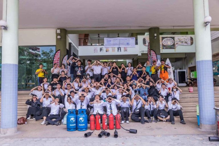 คณะศิลปกรรมศาสตร์ จัดโครงการดับเพลิงเบื้องต้นและการอพยพหนีไฟ เสริมสร้างความปลอดภัยในสถานศึกษา