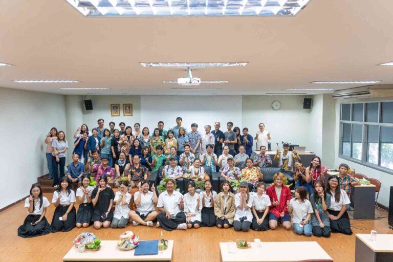 คณะศิลปกรรมศาสตร์ สืบสานประเพณีสงกรานต์วิถีไทย ควบคู่แนวคิดรักษ์โลก มุ่งสู่ Green University อย่างยั่งยืน