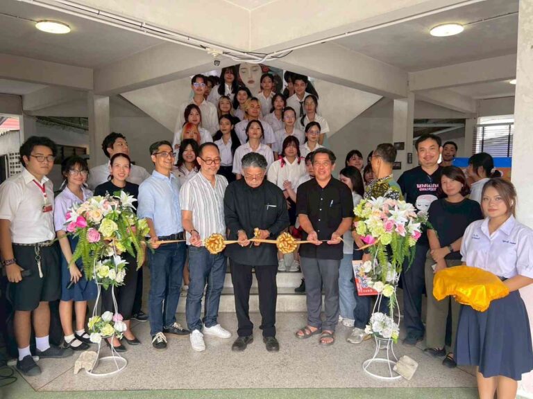การแสดงนิทรรศการ Art Thesis Exhibition โดยนิสิตสาขาวิชาจิตรกรรมสร้างสรรค์ “สารตั้งต้น : The (n) An Ending Before We Begin”